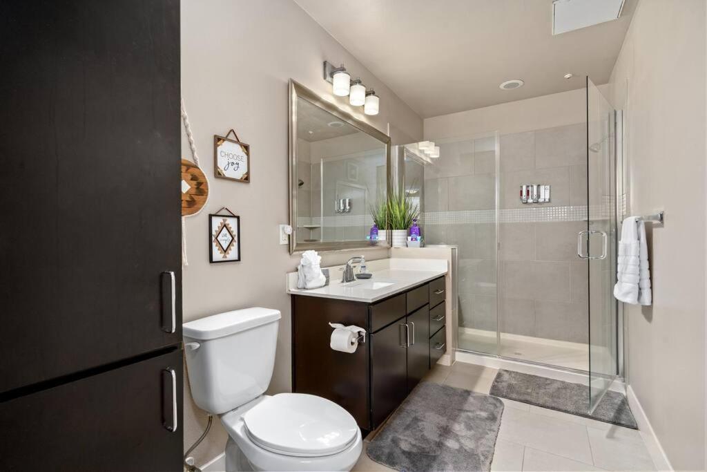1Brmodern Retreat-Mins To Med Center Houston Exterior photo